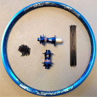 Reverse / Alexrims Laufrad Set 26" blD-blau