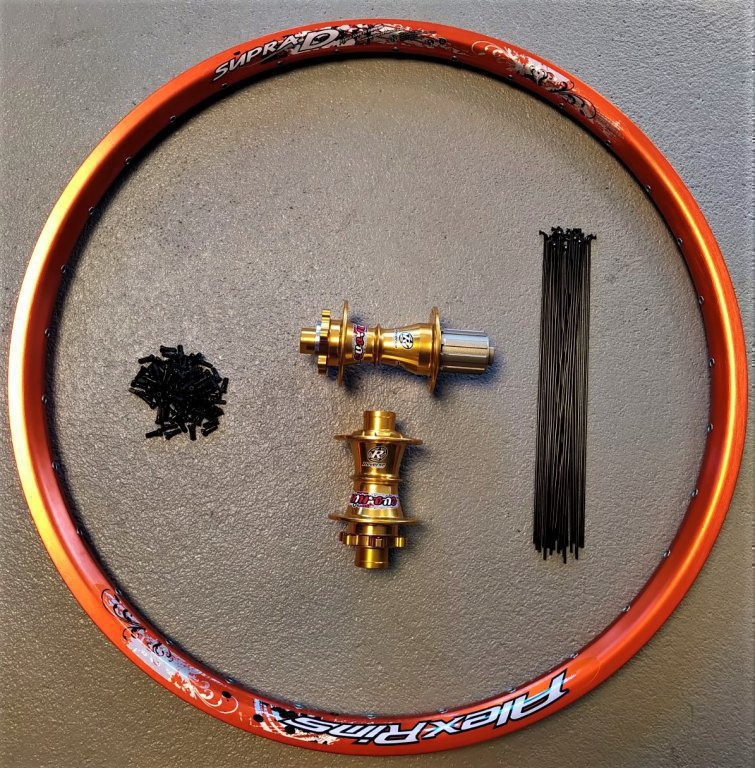 Reverse / Alexrims Laufrad Set 26" orD-gold