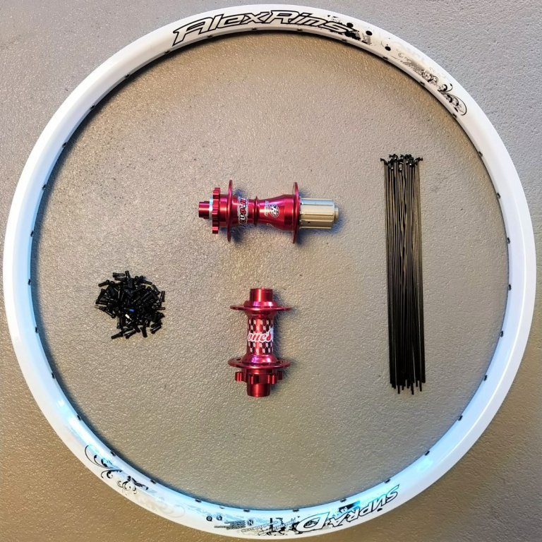 Reverse / Alexrims Laufrad Set 26" wssD-rot