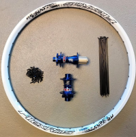 Reverse / Alexrims Laufrad Set 26" wssBH-blau