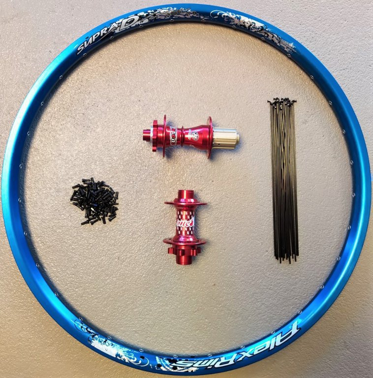 Reverse / Alexrims Laufrad Set 26" blD-rot